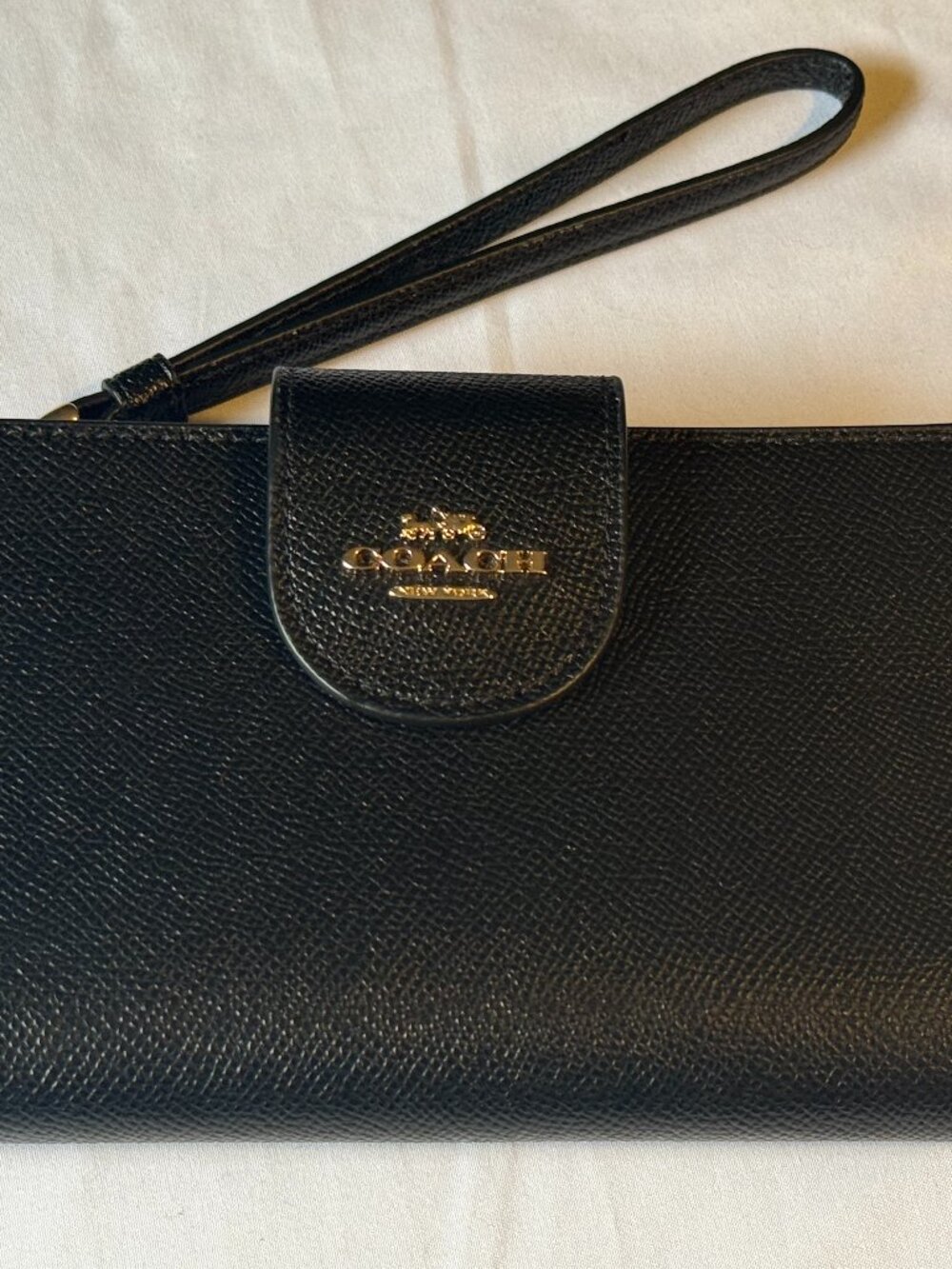 Coach C2869 Crossgrain Tech Phone Wallet Black with Gold - Excellent Condition